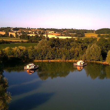 فندق Douzainsفي  Cabanes Flottantes Du Lac De Pelisse المظهر الخارجي الصورة